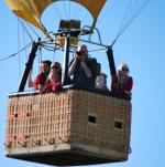 basket hot air balloon